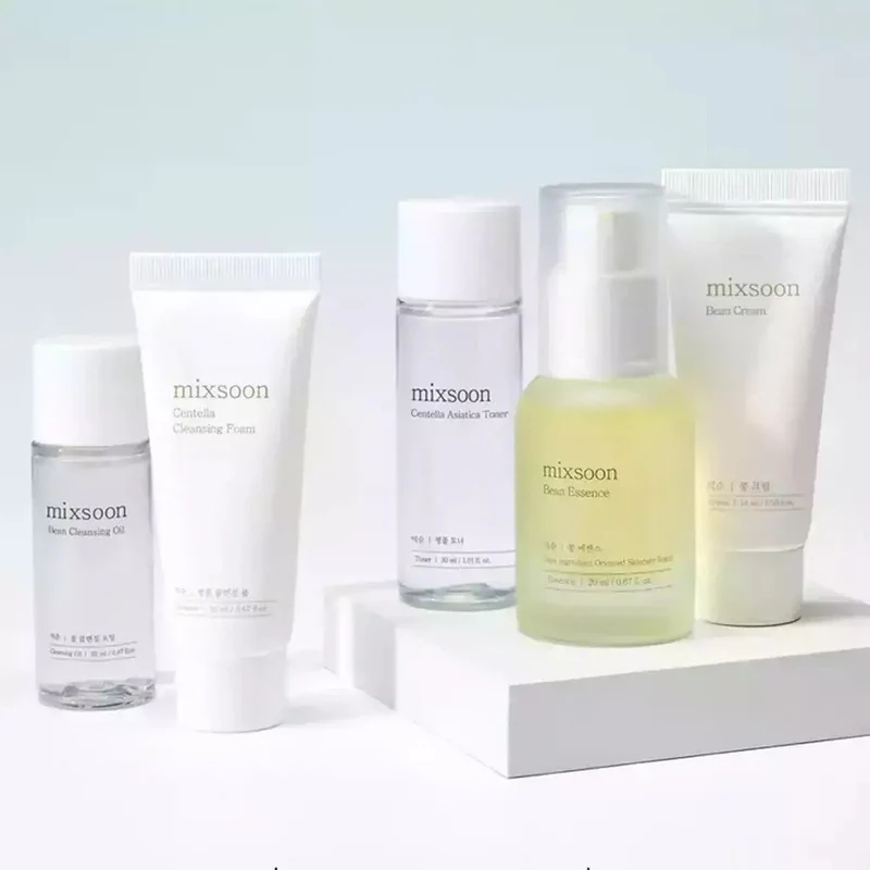 Pure Glow Essentials Set - Image 3